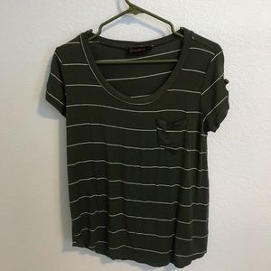 Annabelle scoop neck t-shirt, size M